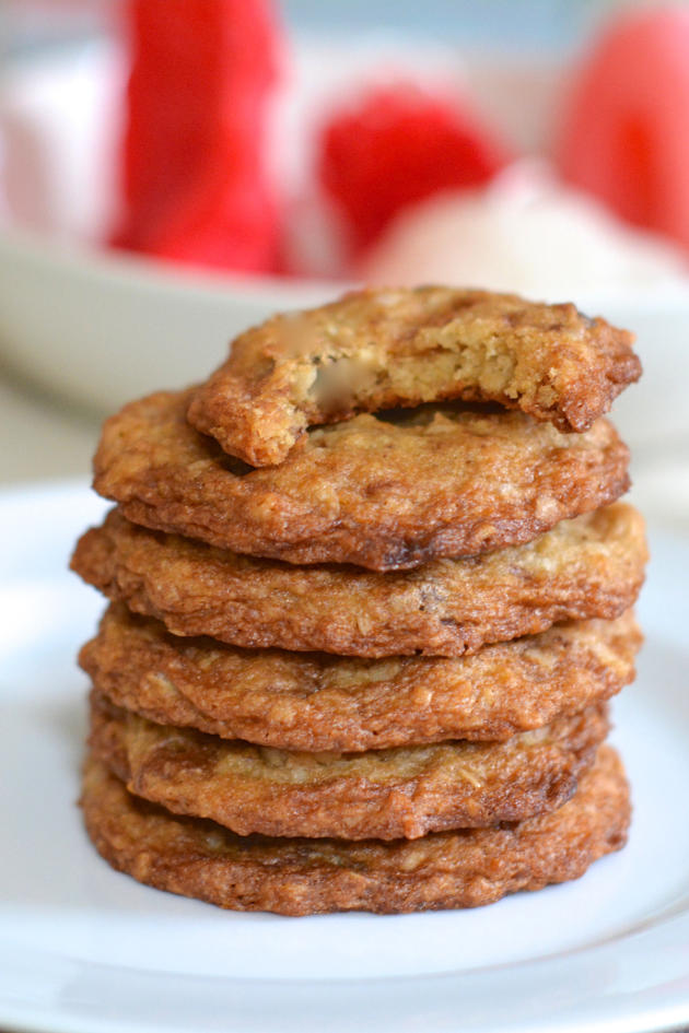 Oatmeal Toffee Cookies - Food Fanatic