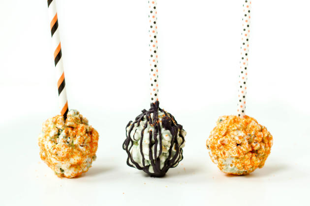 Halloween Popcorn Pops Pic