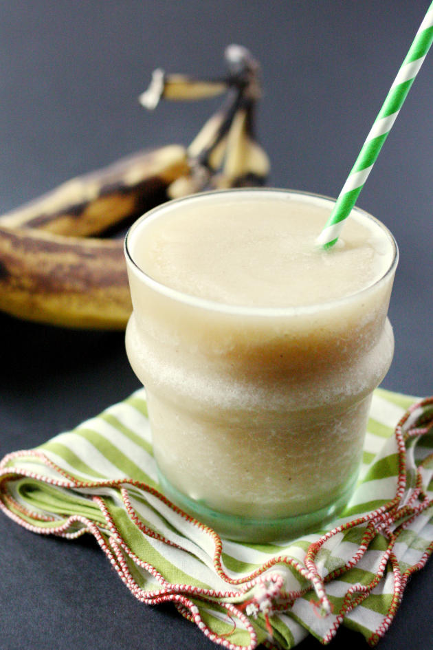 Banana Daiquiri: A Taste of the Tropics - Food Fanatic