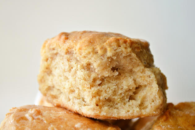 Apple Biscuits with Honey Butter Glaze Pic