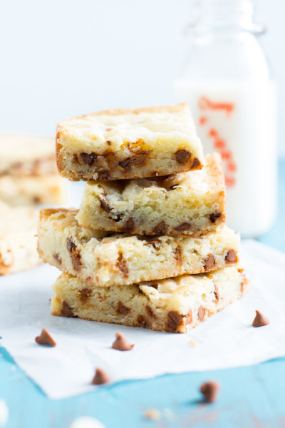 White Chocolate Brownies with Cinnamon Chips Picture